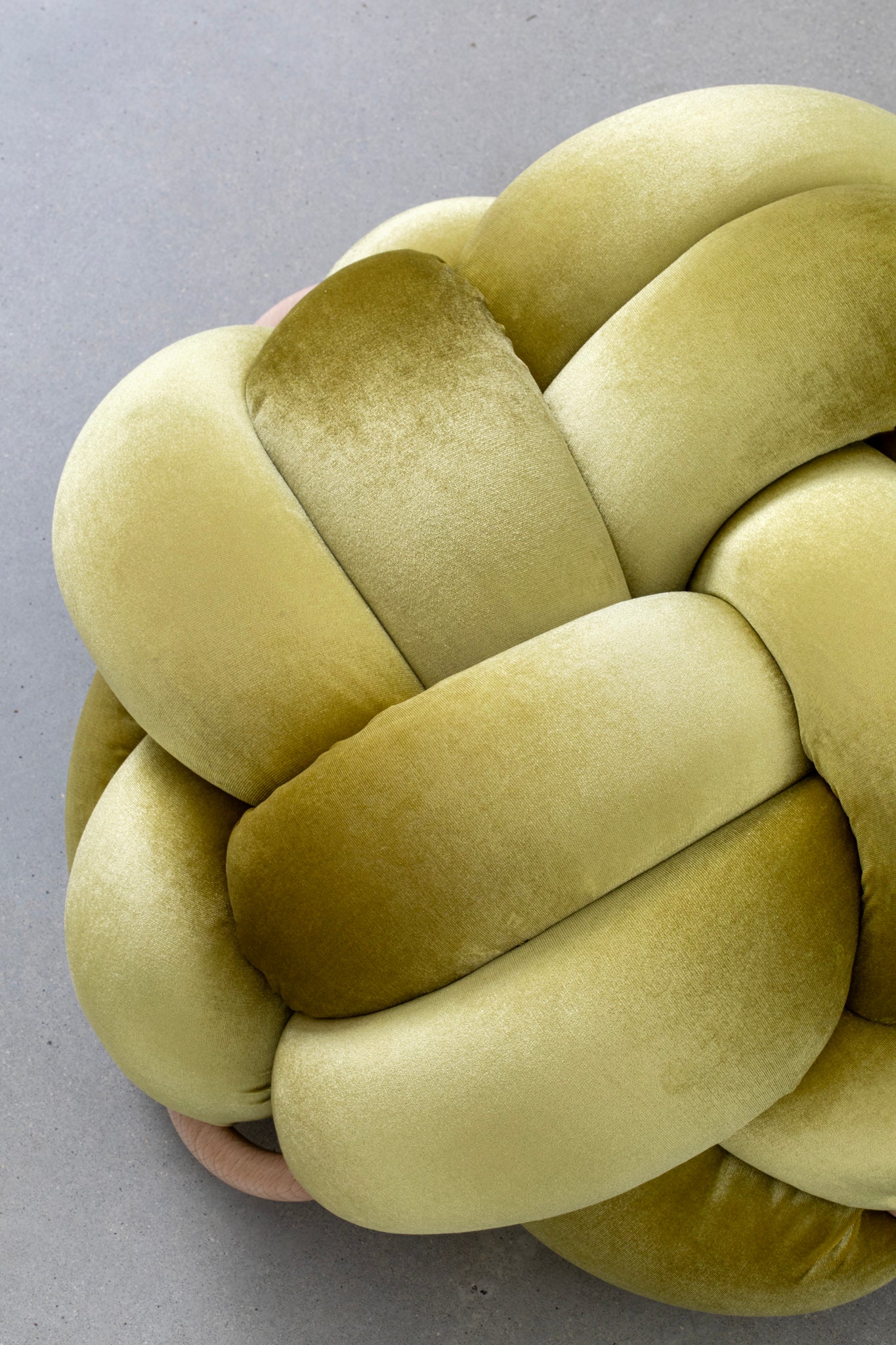 (L) Citron Velvet Knot Floor Cushion